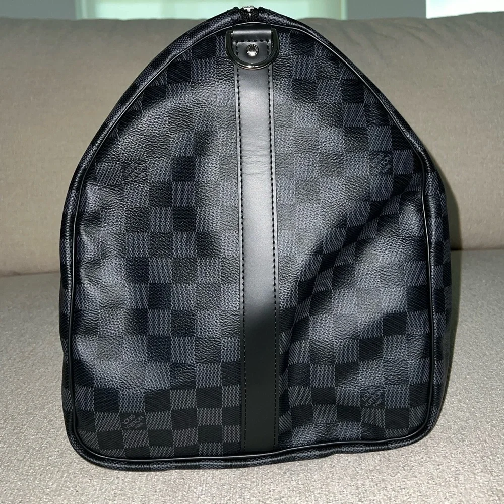 LIKE NEW Louis Vuitton ✩ Keepall Bandoulière 55 in Damier Graphite